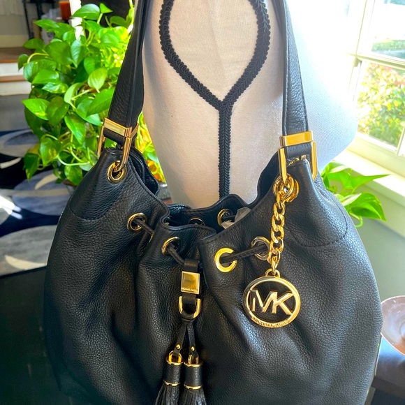 🔥MICHEAL 🔥KORS 🔥BAG.🔥 - Picture 3 of 6